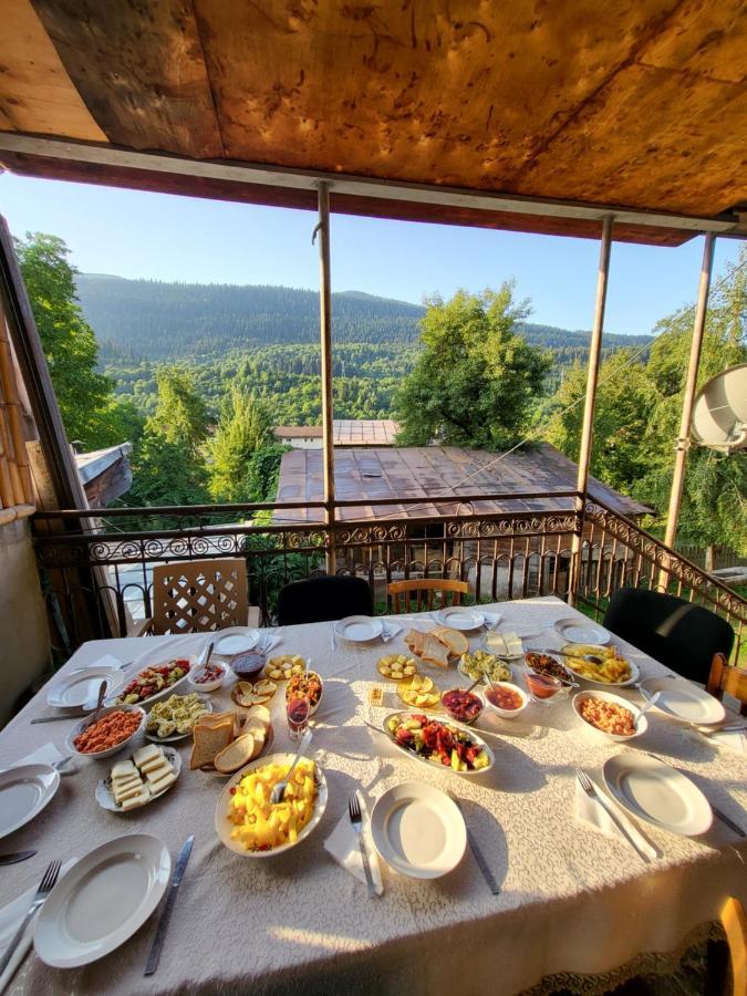 Guesthouse Mabu - 4 Newly Built Rooms In The Heart Of Mestia Bagian luar foto