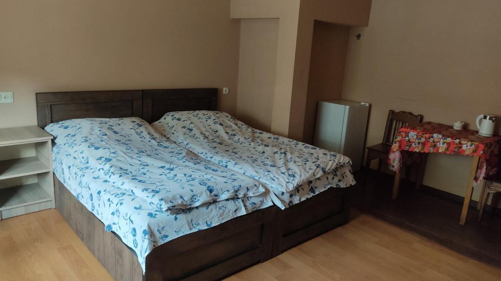 Guesthouse Mabu - 4 Newly Built Rooms In The Heart Of Mestia Bagian luar foto